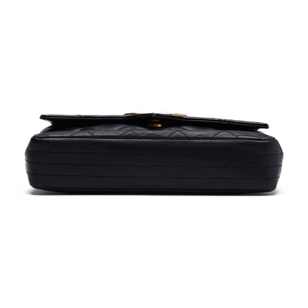 Chanel Matelasse Chain Lambskin Shoulder Bag Black - Picture 3 of 8